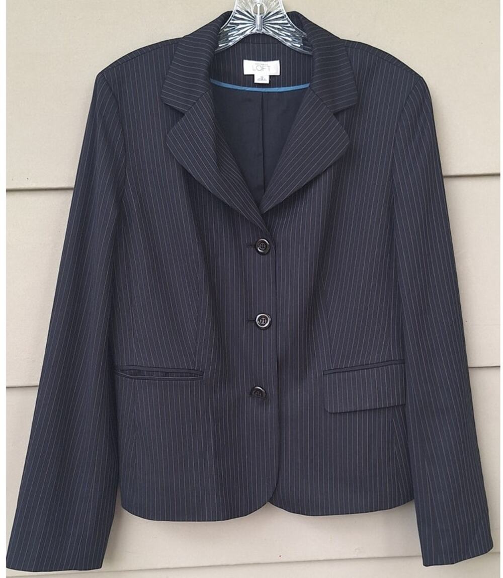 Ann Taylor LOFT Women's Blue Navy Pin Striped Blazer Wool Rayon Size 10 Pockets